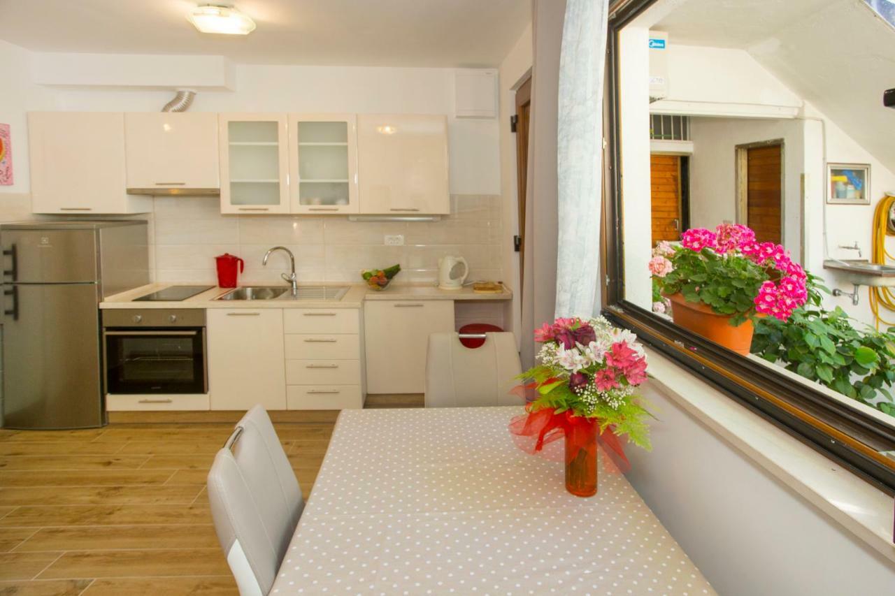 Apartment Lenka- Split Exterior photo