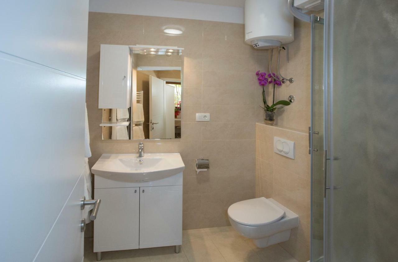 Apartment Lenka- Split Exterior photo